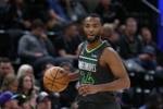 对阵76人曾单场轰53分！媒体人：TJ-沃伦将代表广州打NBA季前赛