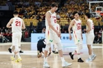 媒体人：这两场比赛 把亚洲杯好不容易赢回的赞誉&自信又给打没了